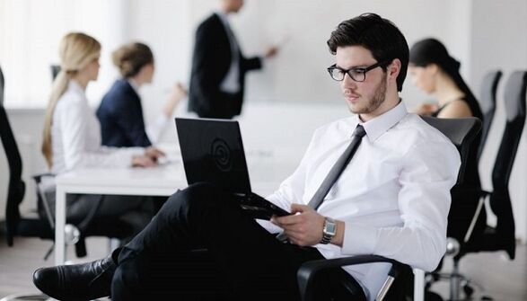 бел остеохондрозунун себеби катары сидячный жумуш